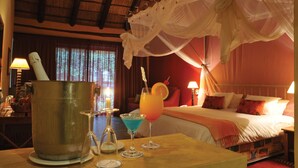 In-room safe, desk, blackout drapes, cribs/infant beds - Pestana Inhaca Lodge (Inhaca Island)