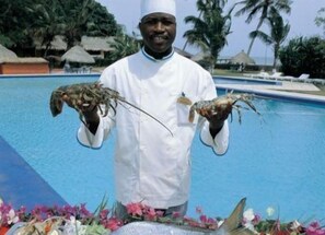 Breakfast, lunch, dinner served; pool views - Pestana Inhaca Lodge (Inhaca Island)