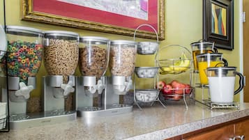 Tägliches inbegriffenes kontinentales Frühstück
