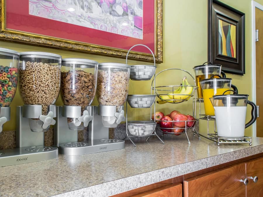 Dagelijks continentaal ontbijt inbegrepen