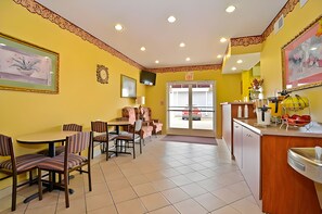 Colazione continentale inclusa, servita tutte le mattine 