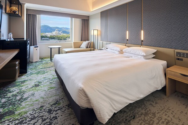Standard King 33sqm (Non Smoking) | Free WiFi, bed sheets, alarm clocks