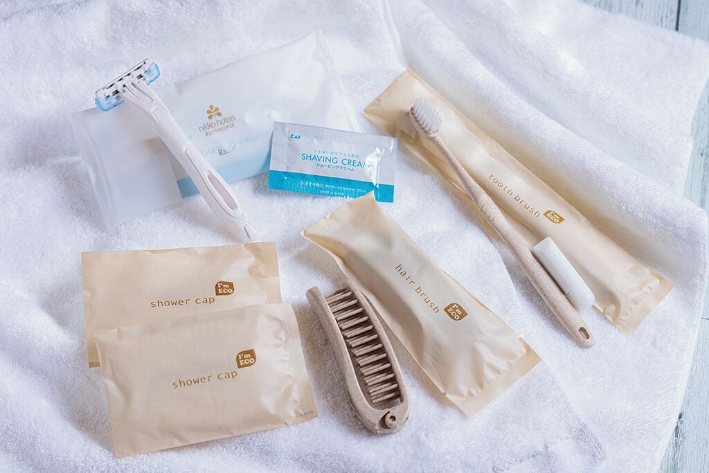 1 bedroom, free wifi, bed sheets, alarm clocks