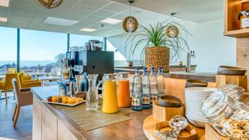 Tägliches inbegriffenes Frühstücksbuffet