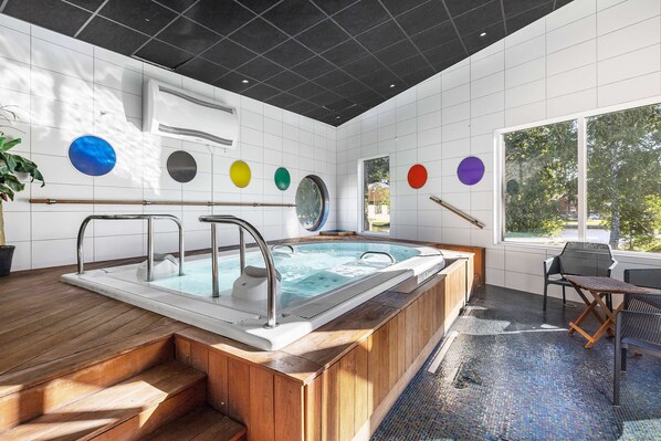 Indoor spa tub - Best Western Hotel Norra Vattern (Askersund)