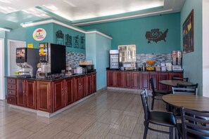 Desayuno para llevar incluido todos los días