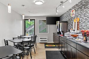 Free daily on-the-go breakfast