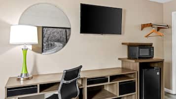 Room, 1 Double Bed, Non Smoking | Desk, laptop workspace, blackout drapes, iron/ironing board