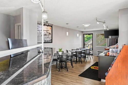 Super 8 by Wyndham Brownsburg