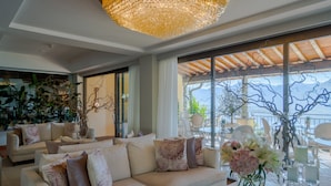 Sala de estar en el lobby