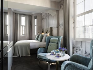 1 bedroom, premium bedding, minibar, in-room safe