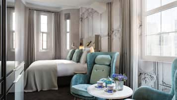 1 bedroom, premium bedding, minibar, in-room safe