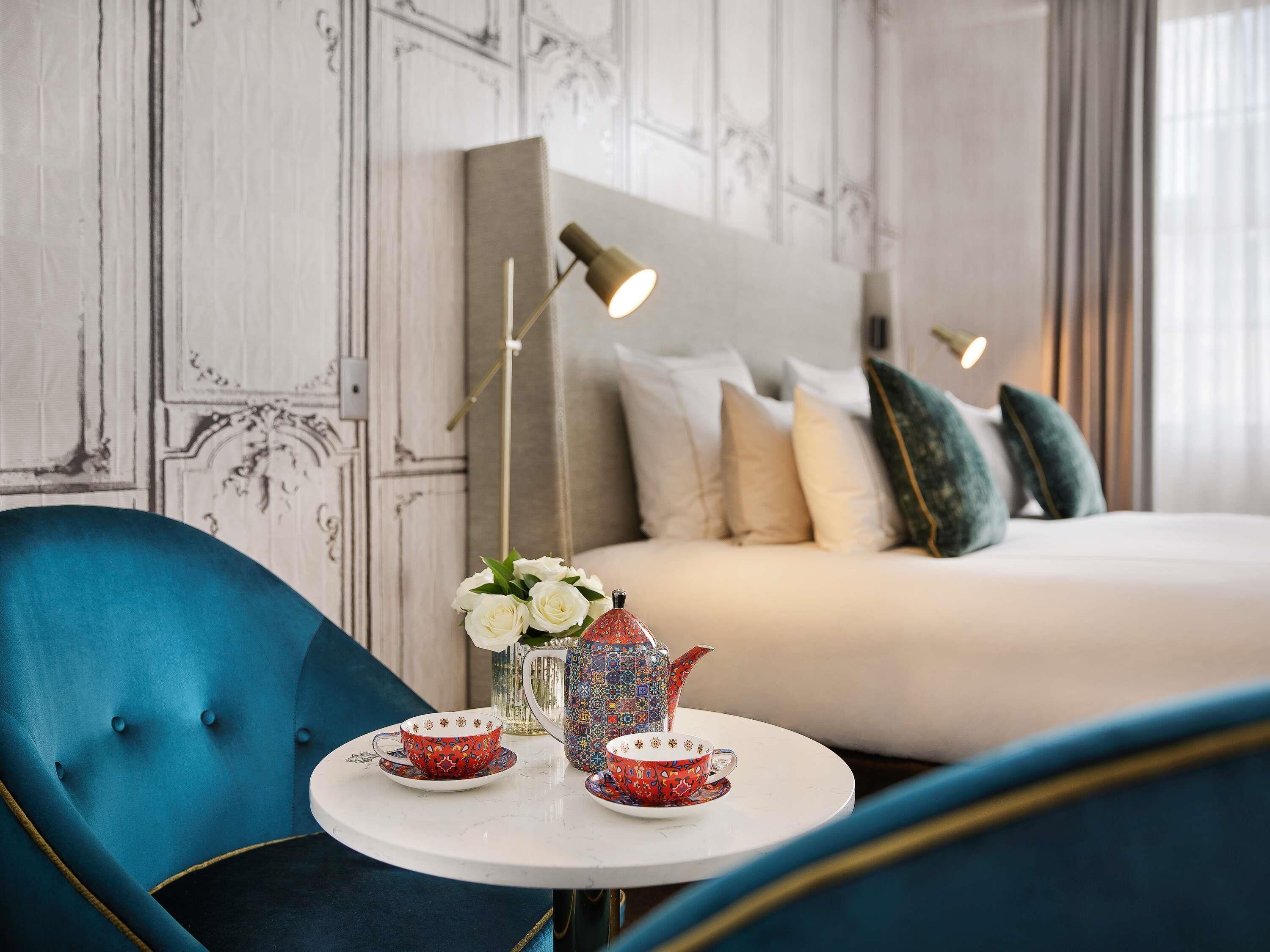 Desayuno completo diario (NZD 42 por persona)