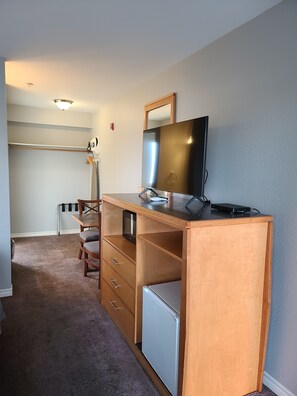 Premium bedding, Tempur-Pedic beds, desk, laptop workspace