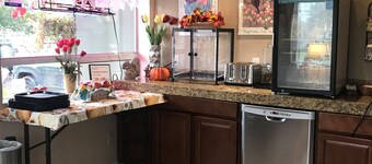 Tulip Inn