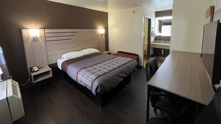 Budget Inn
