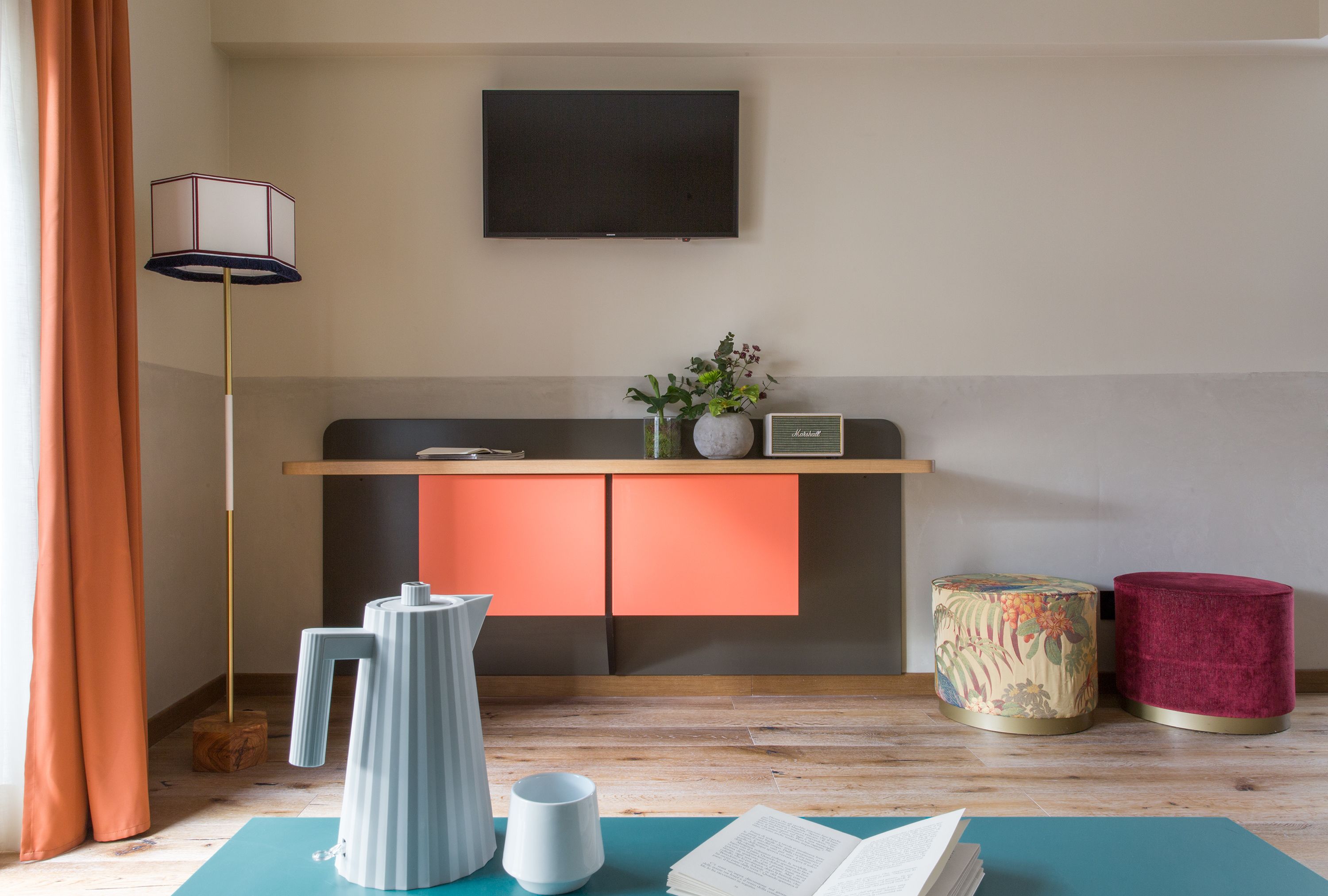 suite, terrace, city view | living area | flat-screen tv