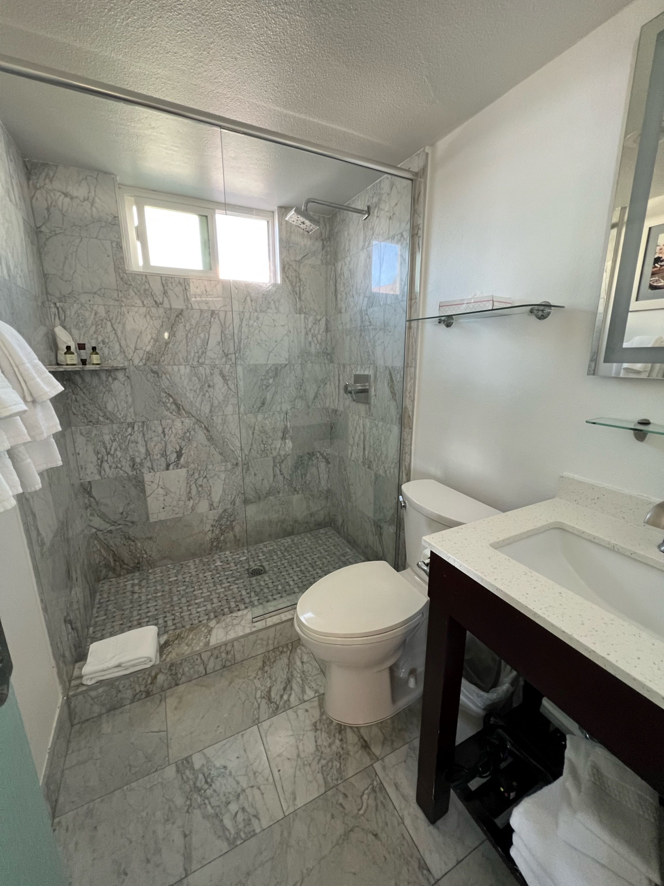 room, 1 queen bed, ocean view | bathroom | shower, free toiletries, hair dryer, towels