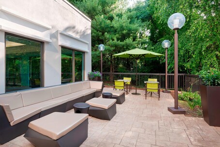SpringHill Suites by Marriott Asheville - Image 1