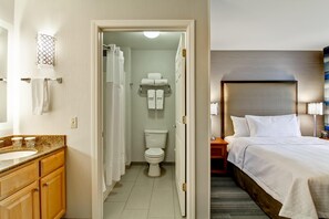 Free toiletries, hair dryer, towels - Homewood Suites by Hilton Stratford (Stratford)