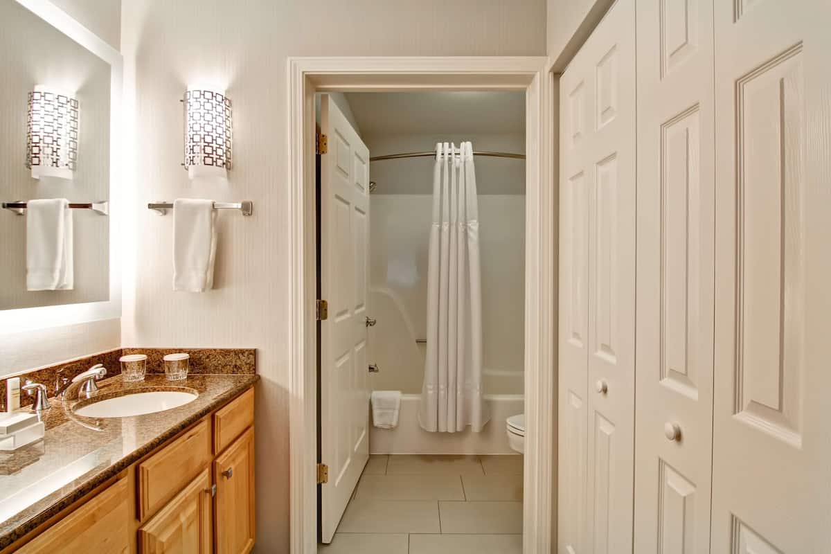 Free toiletries, hair dryer, towels