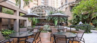 Estanplaza International