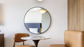 Suite Executiva Solteiro | Frigobar, cofres nos quartos, cortinas blackout, Wi-Fi de cortesia
