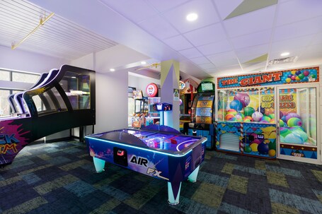 Westgate Smoky Mountain Resort Water Park - Image 77