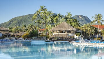 Outdoor pool, sun loungers