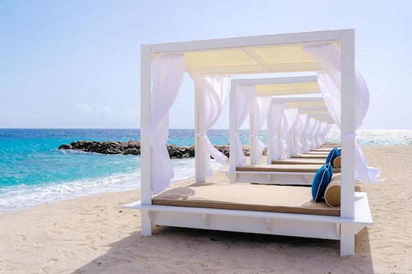 Private beach nearby, white sand, beach towels, beach massages