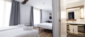 Petit Palace Arana
