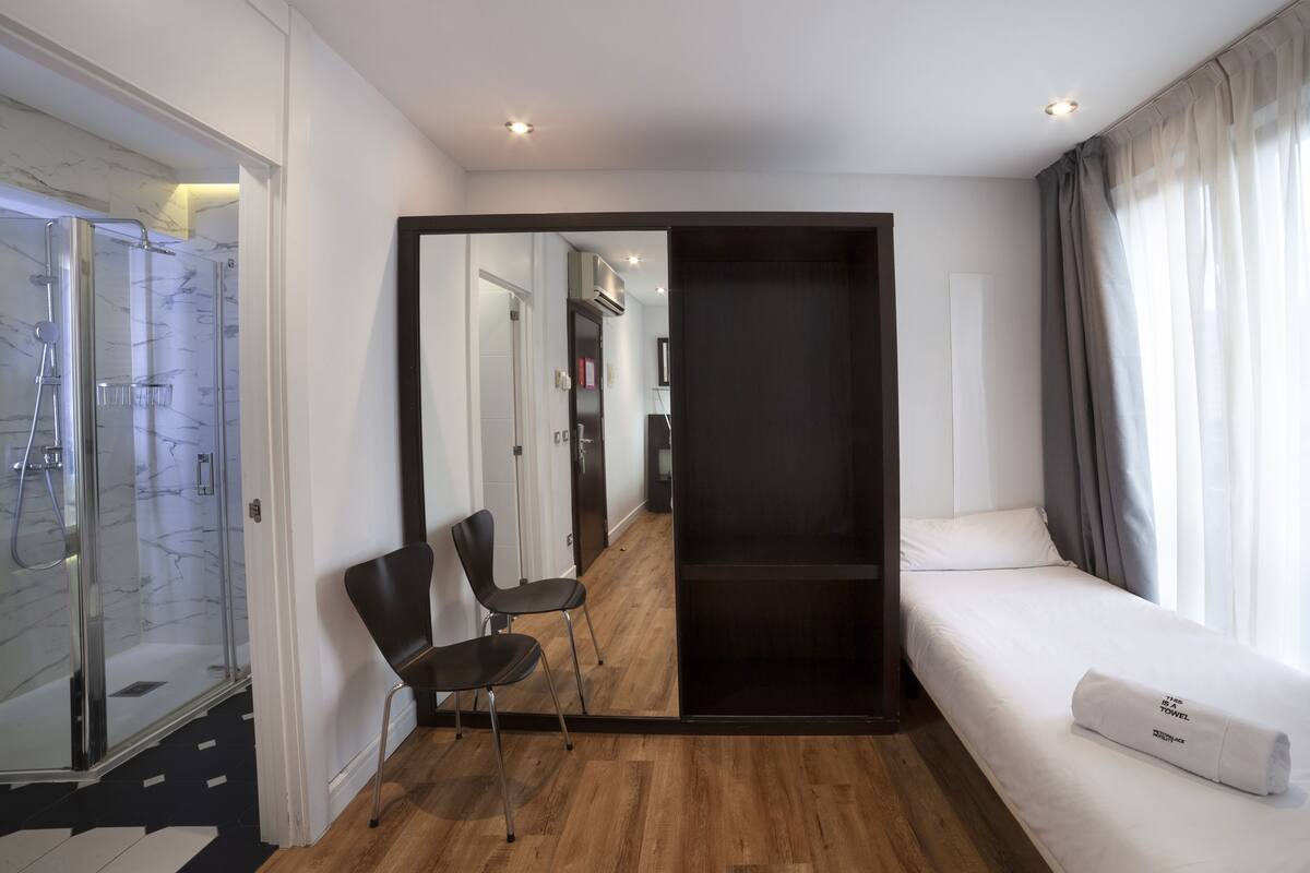 Minibar, in-room safe, desk, blackout drapes