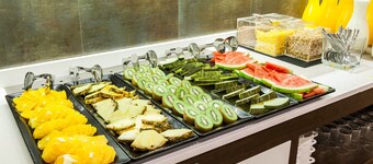 Hotel ILUNION Suites Madrid