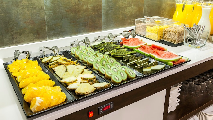 Hotel ILUNION Suites Madrid