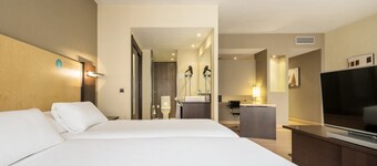 Hotel ILUNION Suites Madrid