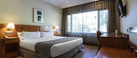 Standard Double Room | Minibar, in-room safe, desk, free WiFi