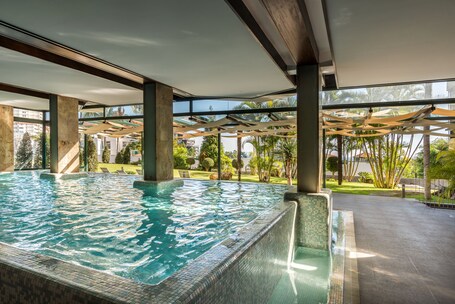 Piscina interna