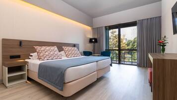 Superior Twin Room, Balcony | Minibar, in-room safe, blackout drapes, free WiFi