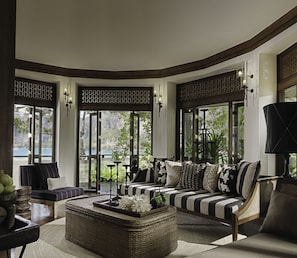 Raitalay Villa | Down comforters, minibar, in-room safe, desk - Rayavadee (Krabi)
