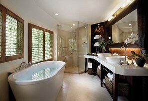 Separate tub and shower, deep soaking tub, rainfall showerhead