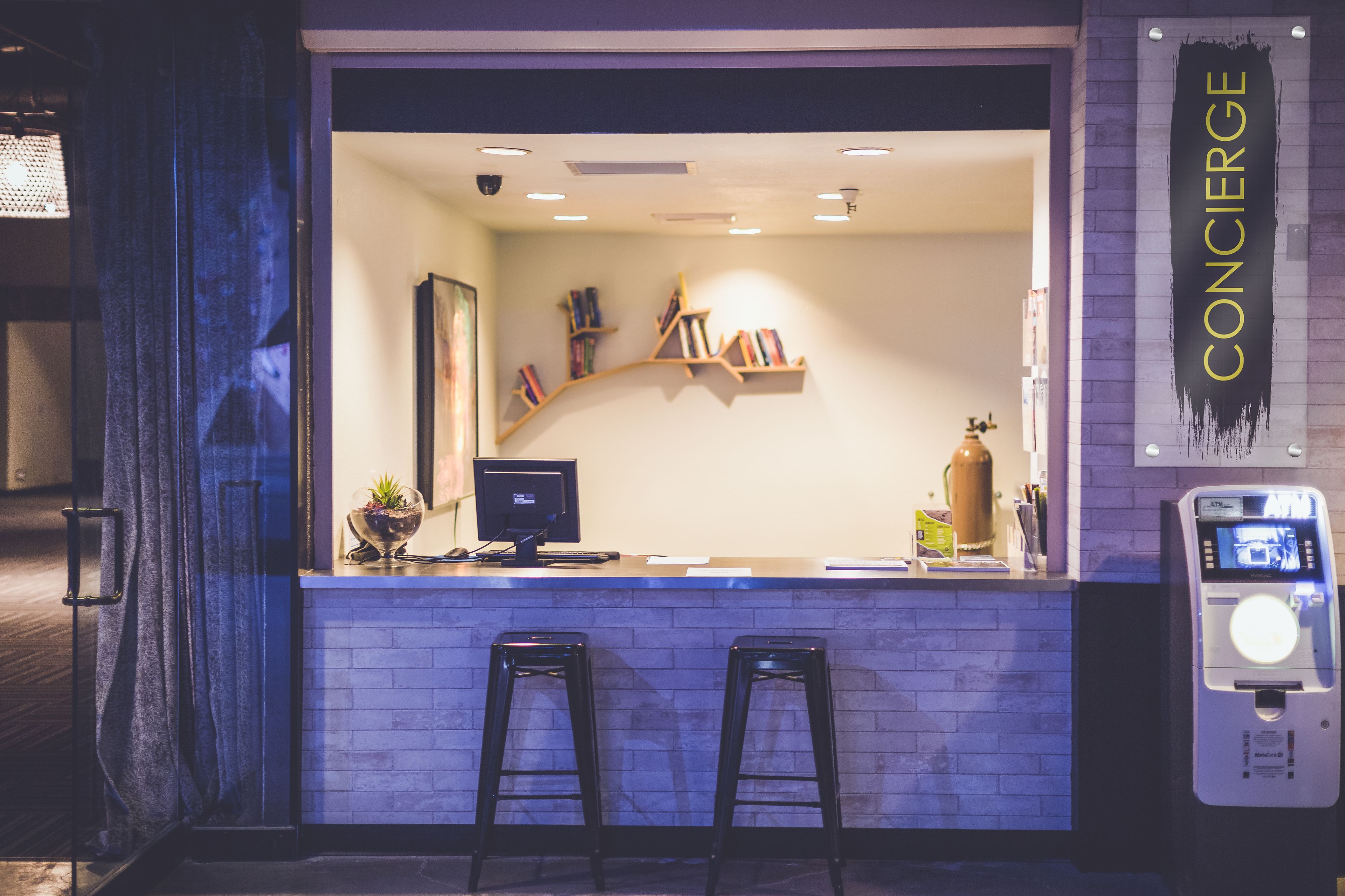 concierge desk