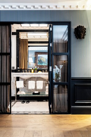 Suite, 1 King Bed with Sofa bed | Premium bedding, minibar, in-room safe, individually decorated -  Hôtel de Berri Champs-Élysées, a Luxury Collection Hotel (Paris)