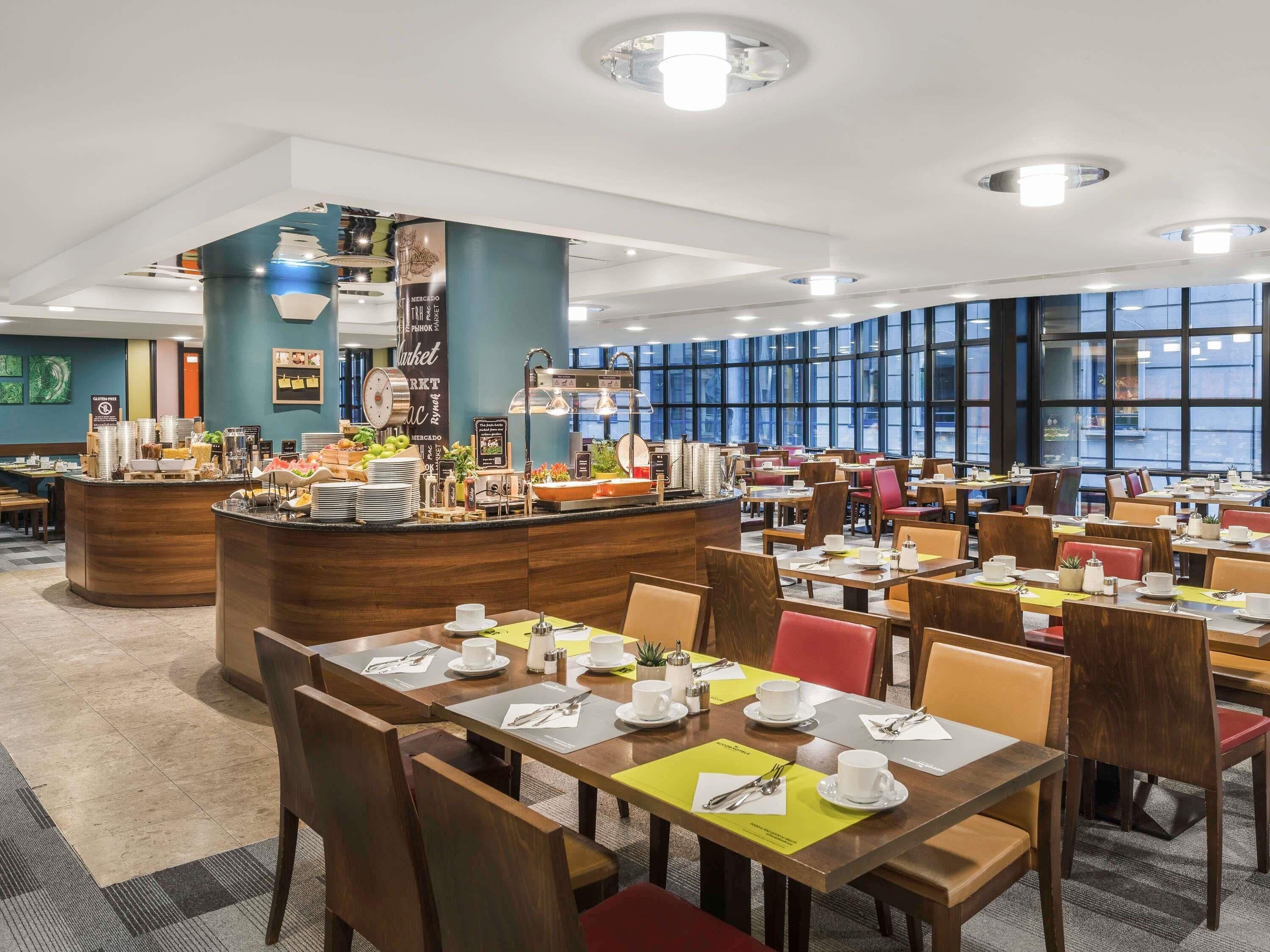 Daily buffet breakfast (EUR 15 per person)