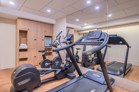Hotel Le Derby Alma by Inwood Hotels - Image 14