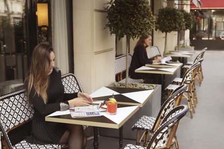 Hotel Le Derby Alma by Inwood Hotels - Image 32