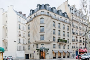 Front of property - evening/night