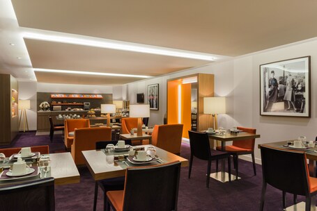 Hotel Le Derby Alma by Inwood Hotels - Image 37