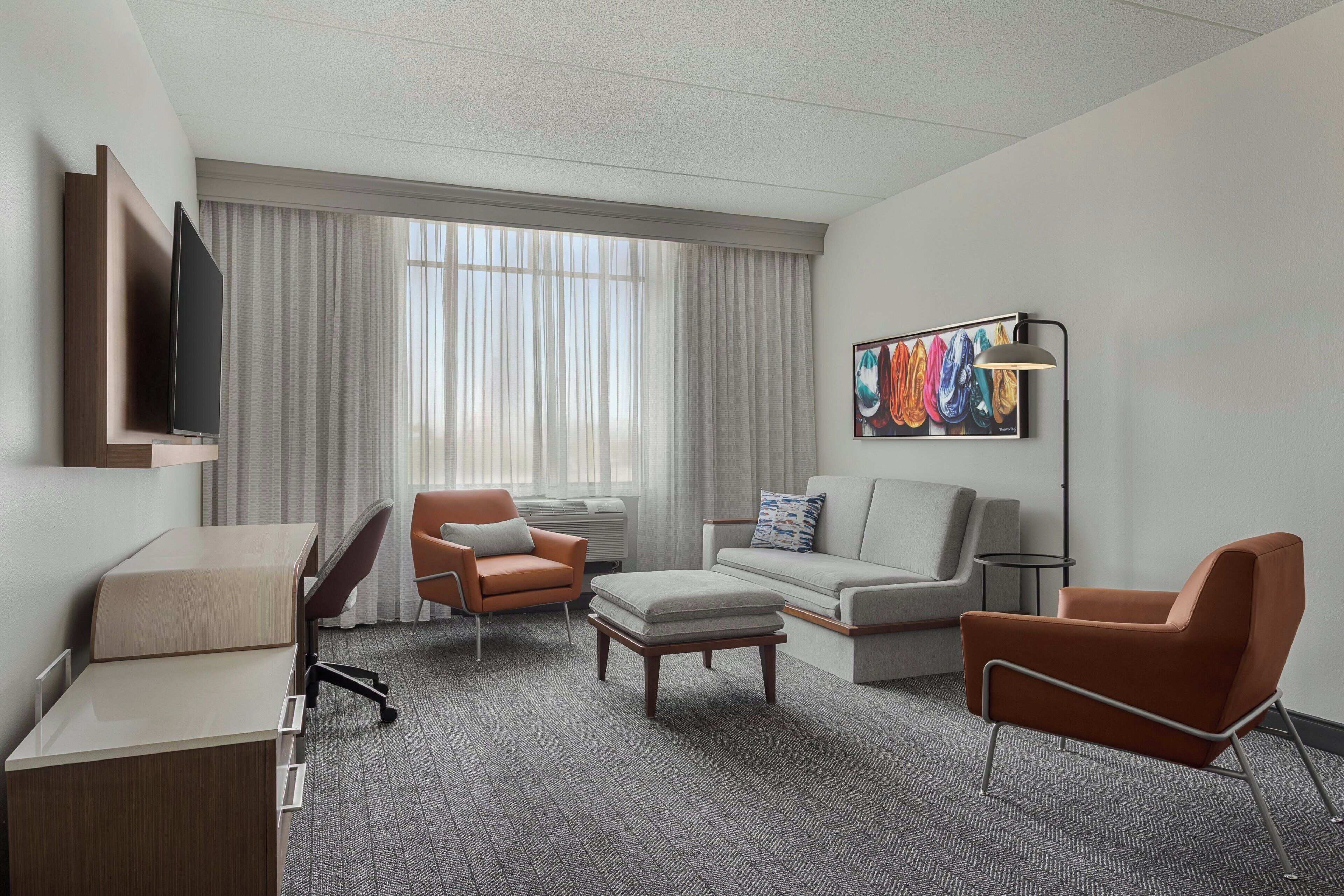 42-inch lcd tv with satellite channels, tv