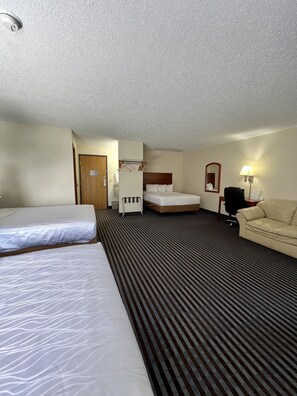 1 bedroom, premium bedding, desk, blackout curtains