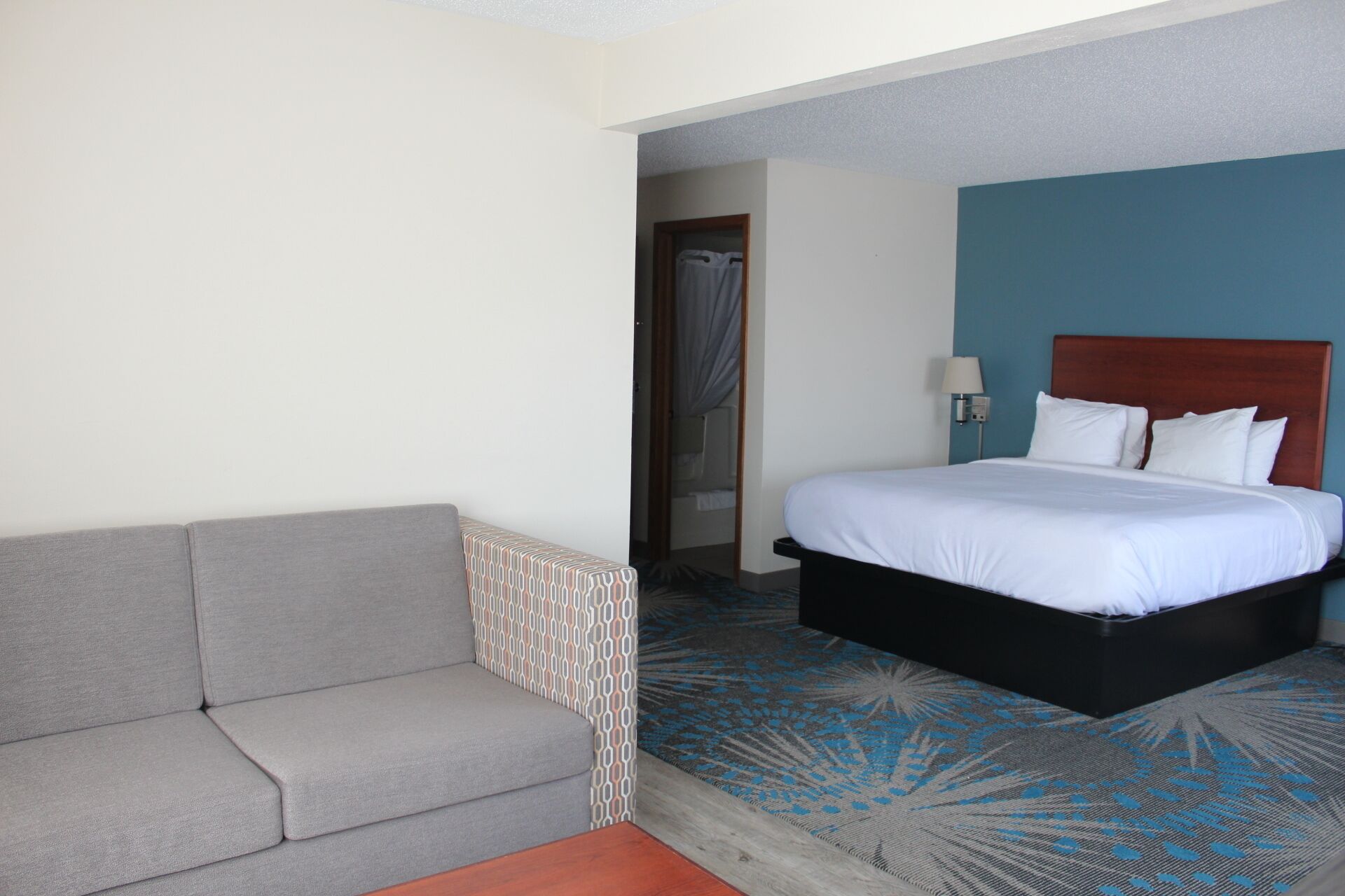 Suite, 1 King Bed, Non Smoking (East Building) | Premium bedding, desk, blackout curtains, iron/ironing board